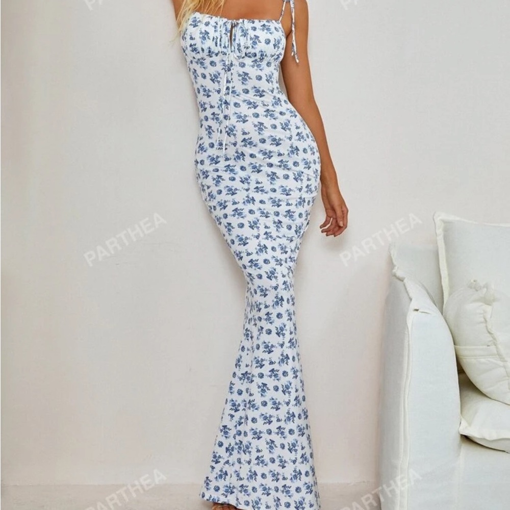 Blue Floral Maxi Dress size Small